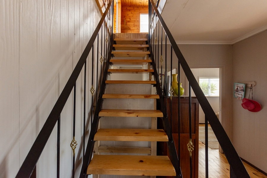 4 Bedroom Property for Sale in Britannia Bay Western Cape